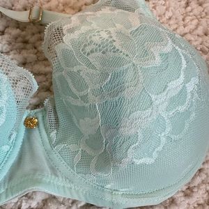 Natori Green Flora Underwire Bra – Green